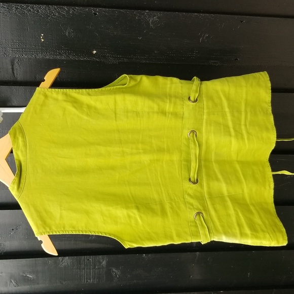 Carole Little Sleeveless Linen Blouse - Picture 4 of 16